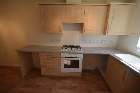3 bedroom Town house to let in Ingot Close, Brymbo, LL11