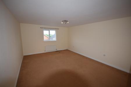 3 bedroom Town house to let in Ingot Close, Brymbo, LL11
