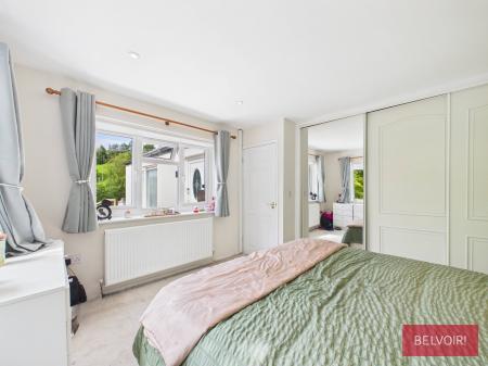 2 bedroom Bungalow for sale in Horsehoe Pass, Llangollen, LL20