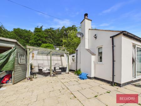 2 bedroom Bungalow for sale in Horsehoe Pass, Llangollen, LL20