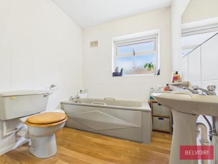 1 bedroom House share to let in Powell Road, Rhosddu, LL12