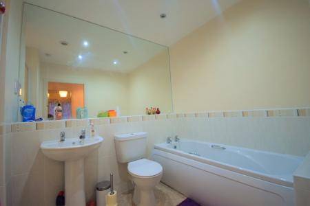 1 bedroom Flat to let in Caxton Place, Wrexham, LL11