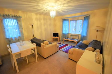 1 bedroom Flat to let in Caxton Place, Wrexham, LL11
