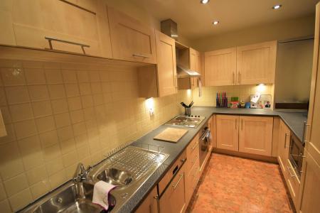 1 bedroom Flat to let in Caxton Place, Wrexham, LL11