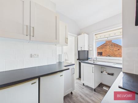 2 bedroom Flat to let in Fagl Lane, Hope, LL12