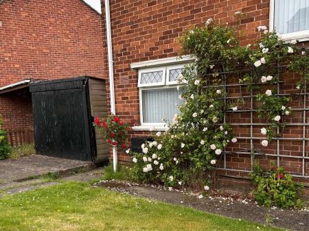 3 bedroom Semi-detached house for sale in Kerry Place, Wrexham, LL12