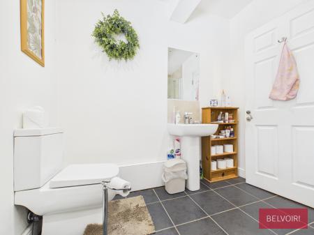 3 bedroom Terraced House for sale in Church Street, Holt, Wrexham, LL13