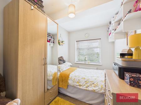 3 bedroom Terraced House for sale in Church Street, Holt, Wrexham, LL13