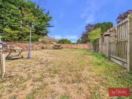 3 bedroom Terraced House for sale in Church Street, Holt, Wrexham, LL13