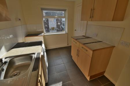1 bedroom Flat to let in Durham Court, Ellesmere Port, CH65