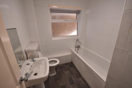 1 bedroom Flat to let in Durham Court, Ellesmere Port, CH65
