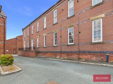 2 bedroom Flat for sale in Corunna Court, Wrexham, LL13