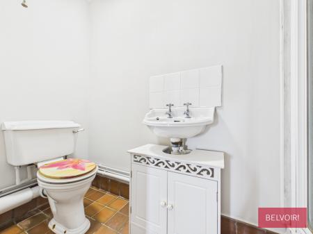 3 bedroom Detached house to let in Llyndir Lane, Rossett, LL12