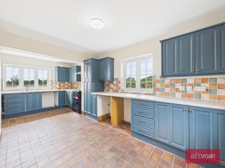 3 bedroom Detached house to let in Llyndir Lane, Rossett, LL12