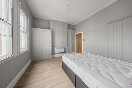 1 bedroom Flat to let in St Davids House, 6 Chapel street, Wrexham, LL13