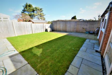 2 bedroom Bungalow to let in Oakfield, Wrexham, LL13