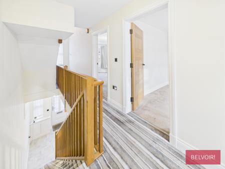 3 bedroom Detached house to let in Beechley Road, Wrexham, LL13