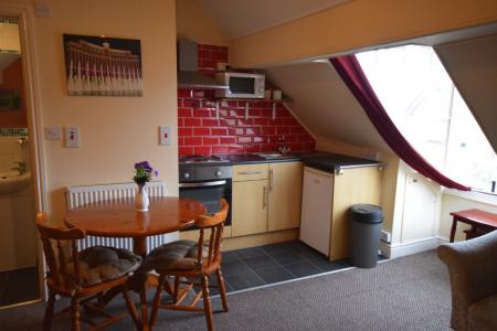 1 bedroom Studio flat to let in Wellington Road,, Wrexham, LL13