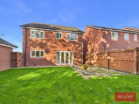 4 bedroom Detached house for sale in Llys Y Groes, Wrexham, LL13