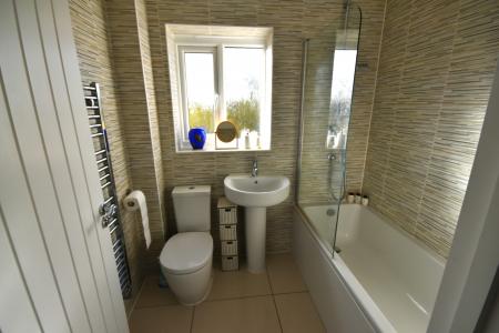 4 bedroom Detached house for sale in Llys Y Groes, Wrexham, LL13