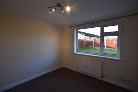 3 bedroom Bungalow to let in Ffordd Alun, Wrexham, LL12