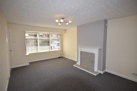 3 bedroom Bungalow to let in Ffordd Alun, Wrexham, LL12