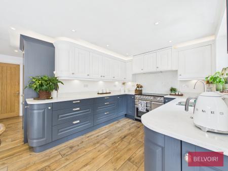 4 bedroom Detached house for sale in Orchard Gardens, Wrexham, LL11
