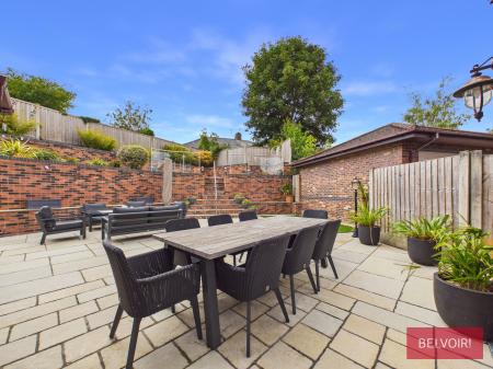 4 bedroom Detached house for sale in Orchard Gardens, Wrexham, LL11