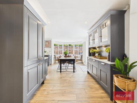4 bedroom Detached house for sale in Orchard Gardens, Wrexham, LL11