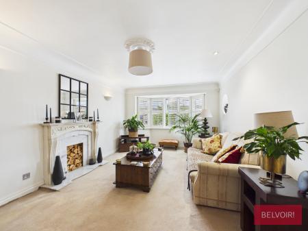 4 bedroom Detached house for sale in Orchard Gardens, Wrexham, LL11