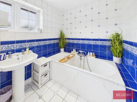 4 bedroom Detached house for sale in Orchard Gardens, Wrexham, LL11