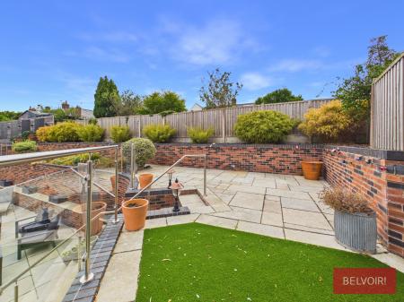 4 bedroom Detached house for sale in Orchard Gardens, Wrexham, LL11