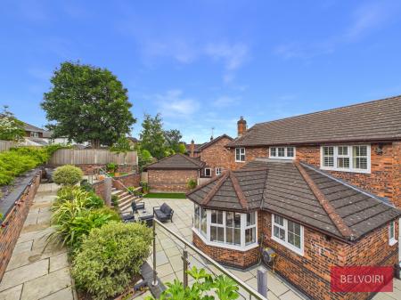 4 bedroom Detached house for sale in Orchard Gardens, Wrexham, LL11