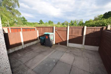 3 bedroom Terraced House to let in Norman Road, Wrexham, LL13