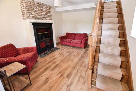 2 bedroom Flat to let in Harwoods Lane, Rossett, LL12