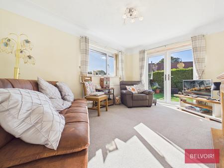 4 bedroom Detached bungalow for sale in 15 Railway Road, Rhosddu, Wrexham, LL11