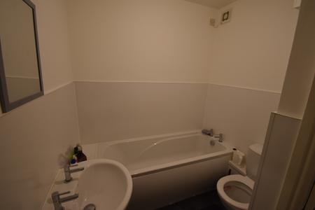 1 bedroom Flat to let in Ney Court, Wrexham, LL13