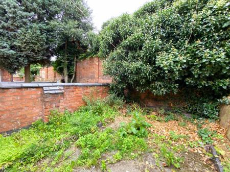 2 bedroom Terraced House for sale in Grasmere Street, Leicester, LE2