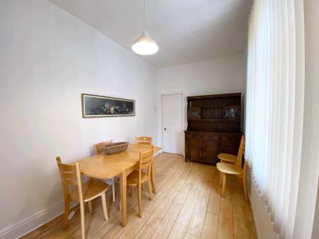 5 bedroom Terraced House for sale in Hartopp Road, Clarendon Park, Leicester, LE2
