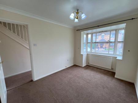 4 bedroom Detached house for sale in James Gavin Way, Oadby Grange, Leicester, LE2