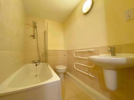 2 bedroom Flat for sale in Rutland Street, City Centre, Leicester, LE1
