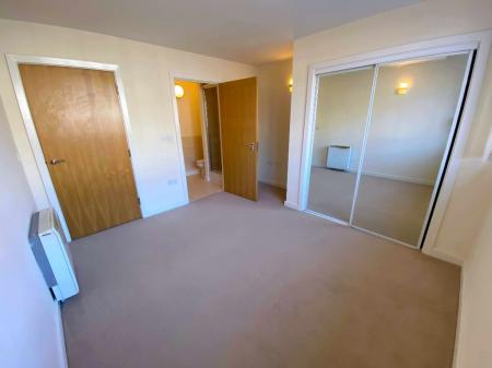 2 bedroom Flat for sale in Rutland Street, City Centre, Leicester, LE1