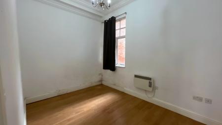 2 bedroom Flat for sale in Saxby Street, Leicester, LE2