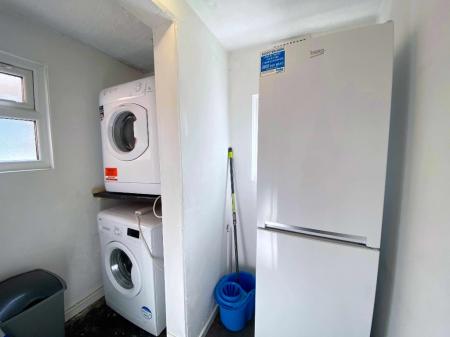 5 bedroom Terraced House to let in Hartopp Road, Clarendon Park, Leicester, LE2