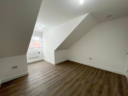 1 bedroom Flat to let in Medina Road, Leicester, LE3