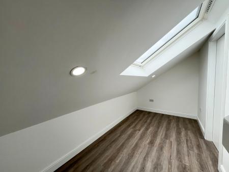 1 bedroom Flat to let in Medina Road, Leicester, LE3