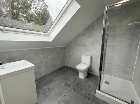 1 bedroom Flat to let in Medina Road, Leicester, LE3