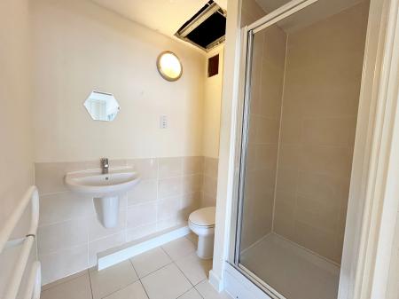 2 bedroom Flat to let in Rutland Street, City Centre, Leicester, LE1