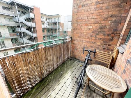 2 bedroom Flat to let in Rutland Street, City Centre, Leicester, LE1