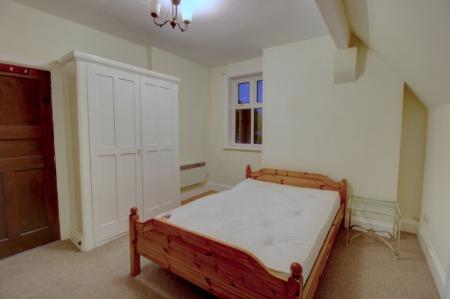 2 bedroom Flat to let in London Road, Leicester, LE2